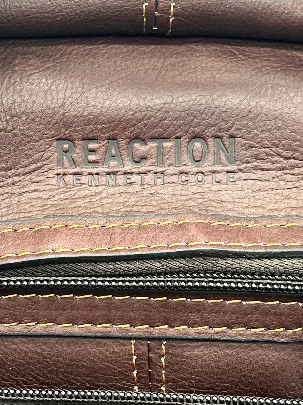 Kenneth Cole Reaction classic leather